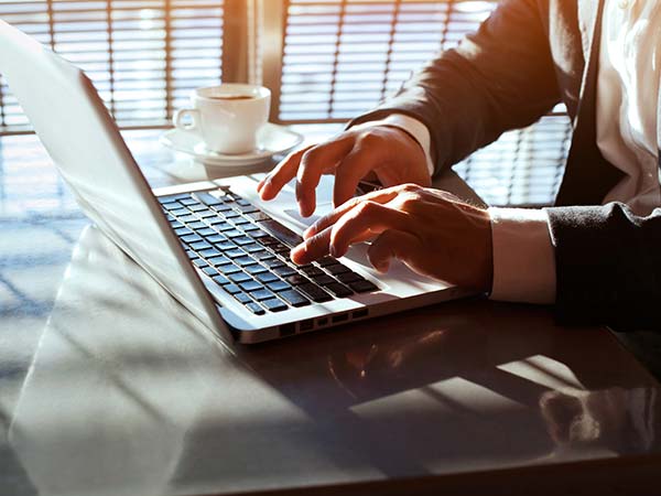 About-us-Single-image-3 Social Listening y Métrica de Reputación